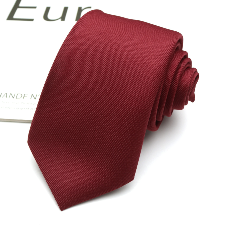 Nowe krawaty dla chłopców i dz – Tech Accessories For Office recenzja i cena
