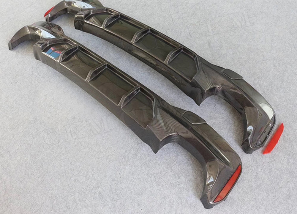Dyfuzor tylny z włókna węglowe – Tech Accessories For Car recenzja i cena