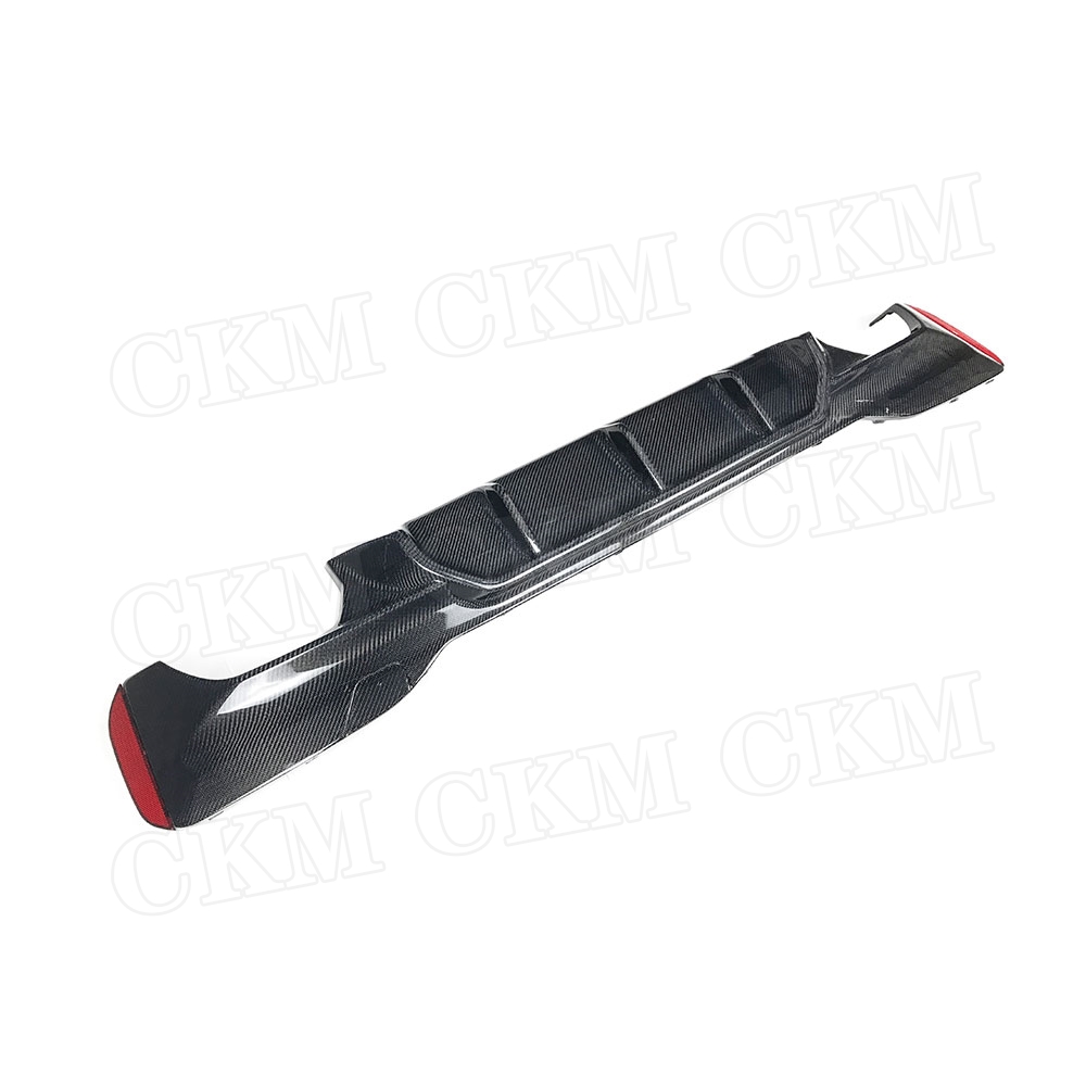 Dyfuzor tylny z włókna węglowe – Tech Accessories For Car recenzja i cena